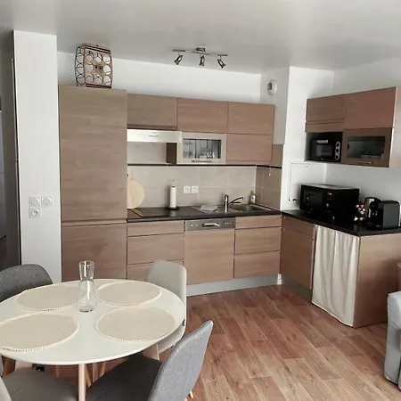 Lovely Flat Meaux Buitenkant foto