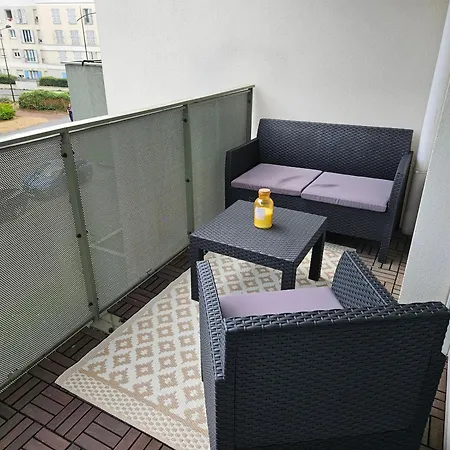 Lovely Flat Meaux Buitenkant foto