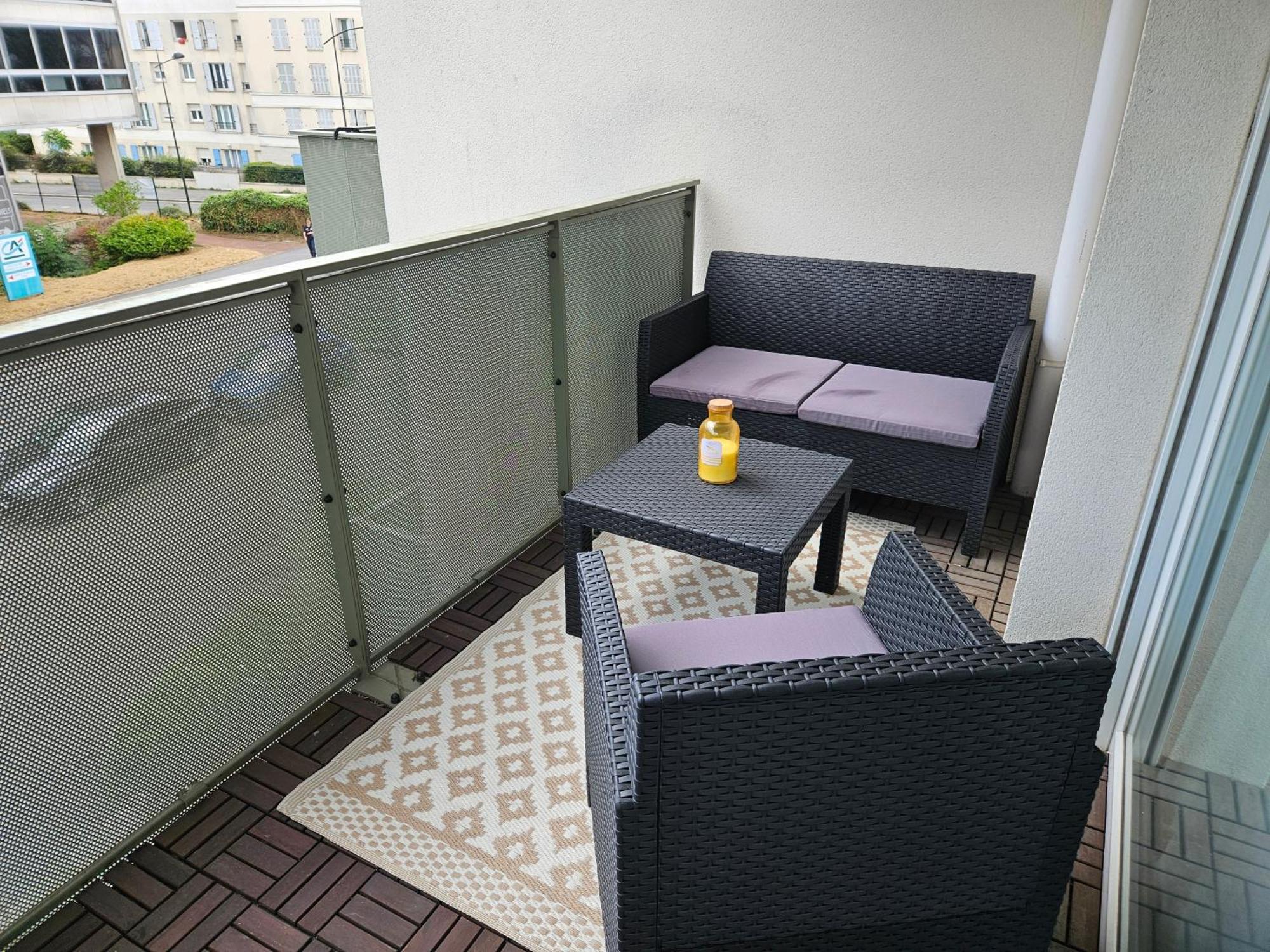 Lovely Flat Meaux